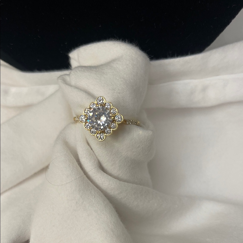 Sterling 925 Ring NWOT Gold and Rhinestone Size 10.75